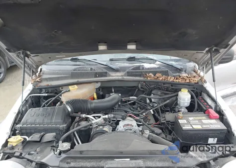 2007 Jeep Liberty Sport из США, поврежденный, VIN 1J4GL48K77W701400